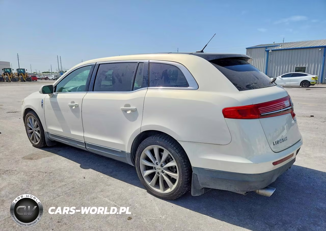 2012 Lincoln Mkt VIN:2LMHJ5AT4CBL51745 - 2