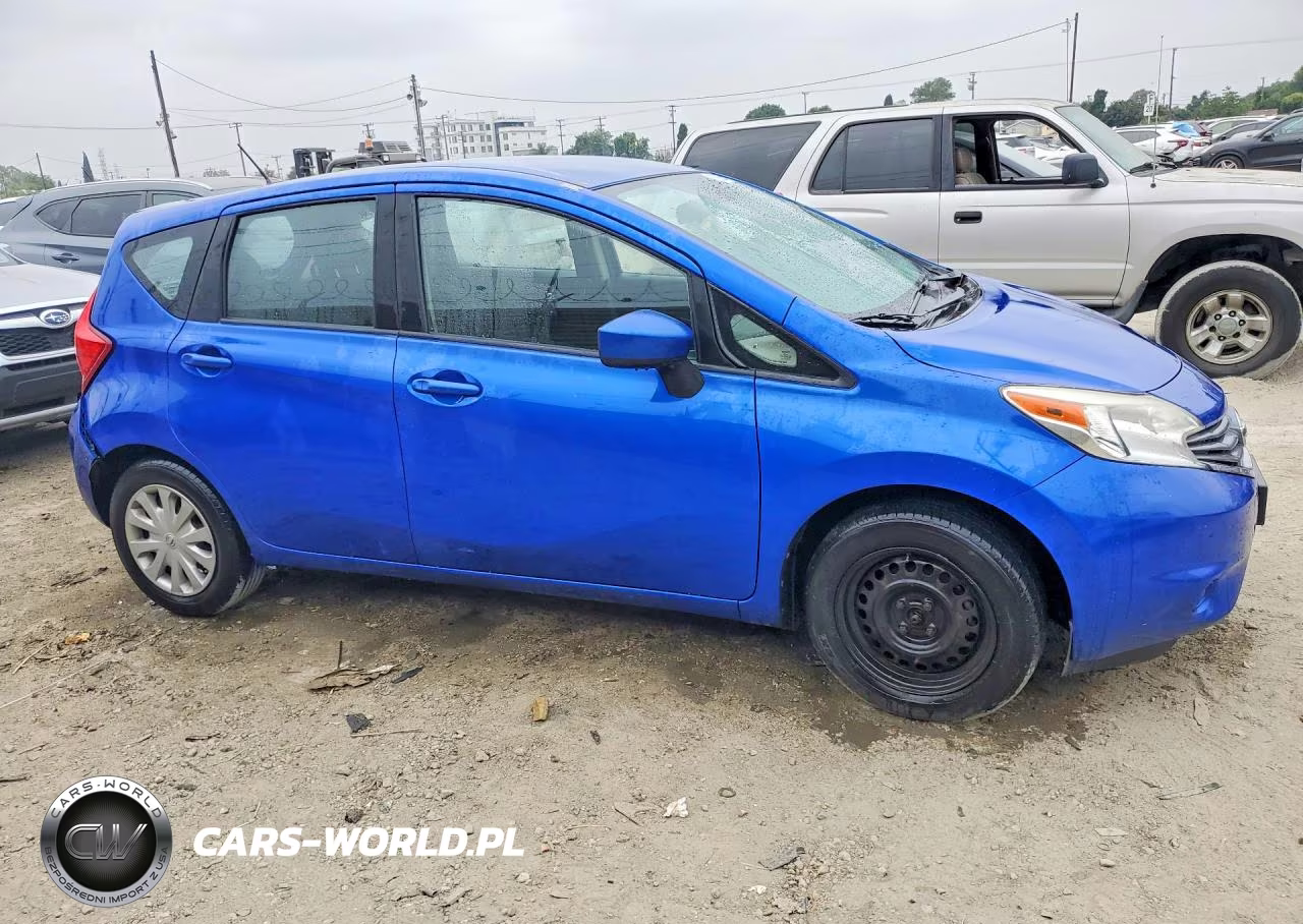 2016 Nissan Versa Note VIN:3N1CE2CP4GL386831 - 4