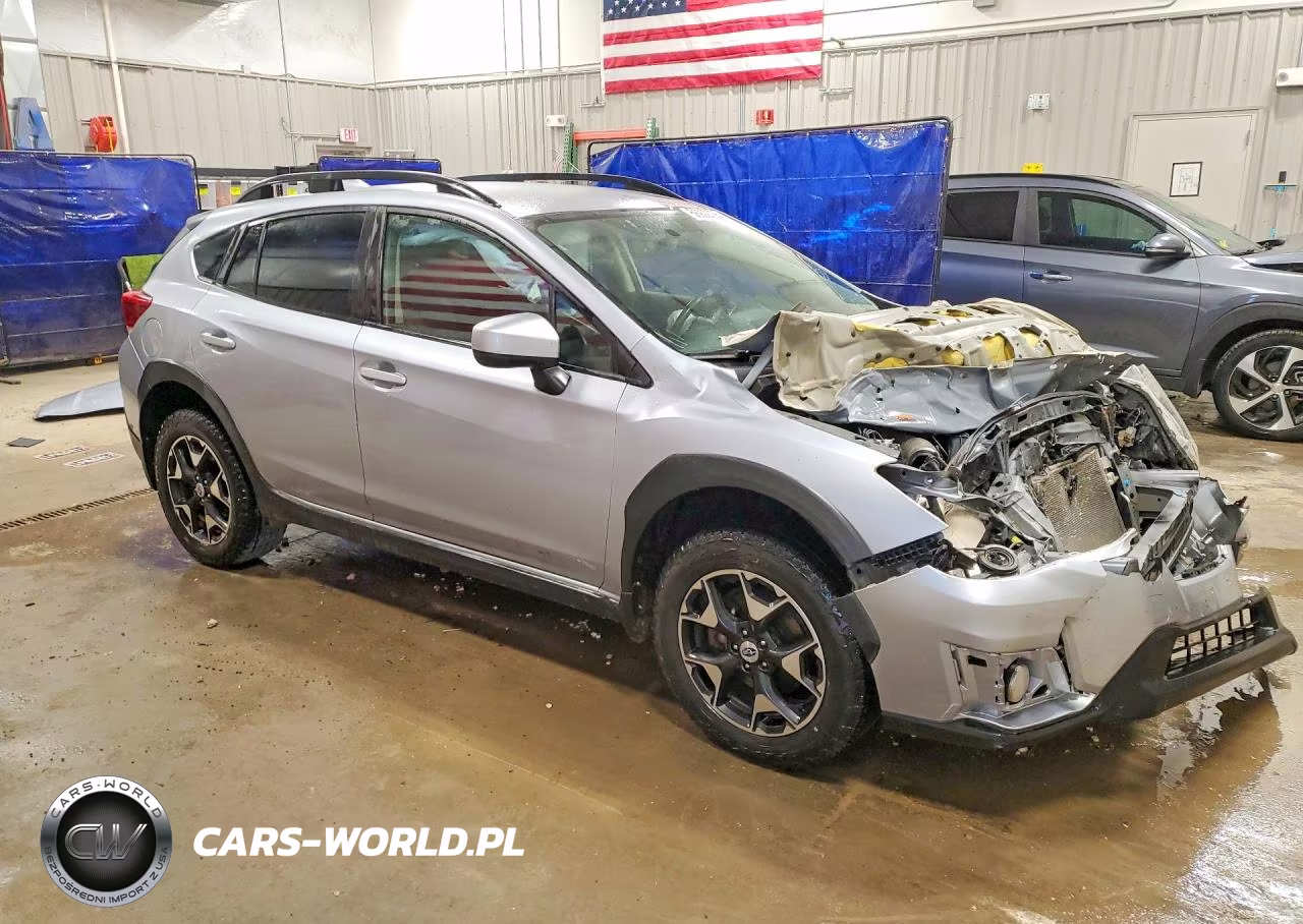 2018 Subaru Crosstrek Premium VIN:JF2GTABC5JH241639 - 4