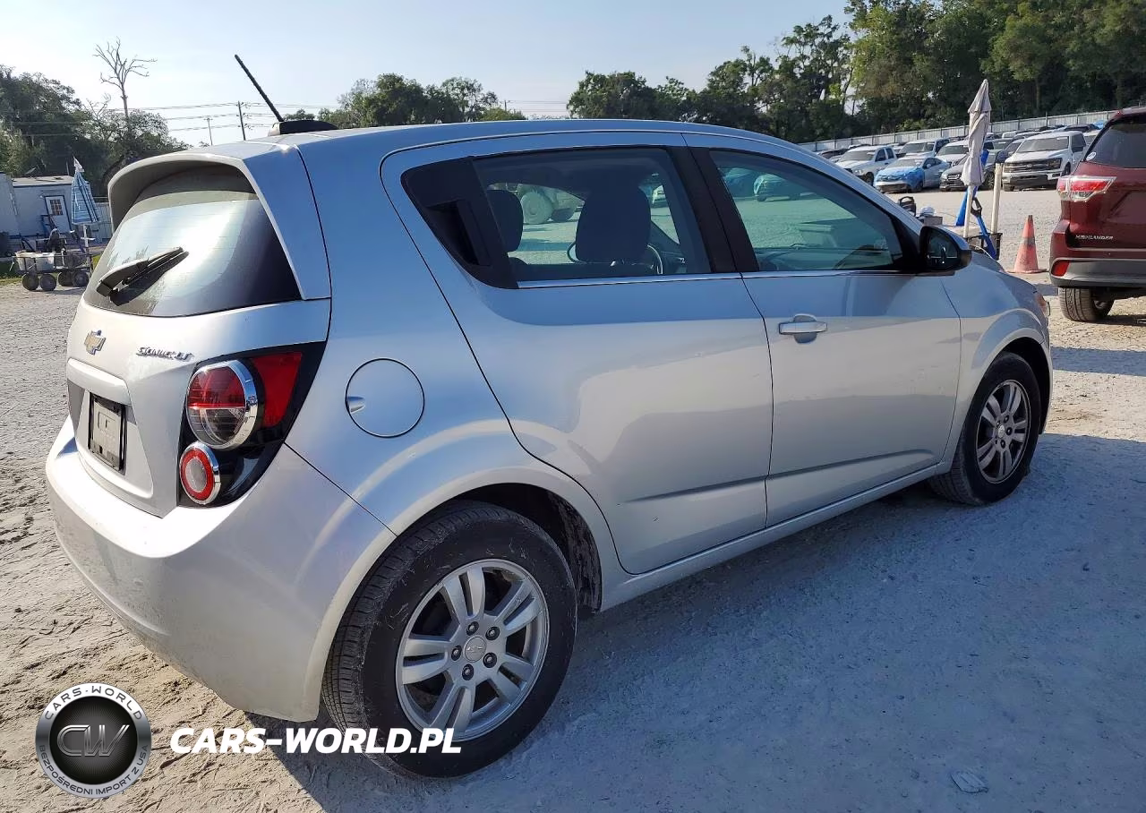 2016 Chevrolet Sonic Lt VIN:1G1JC6SH4G4111325 - 3
