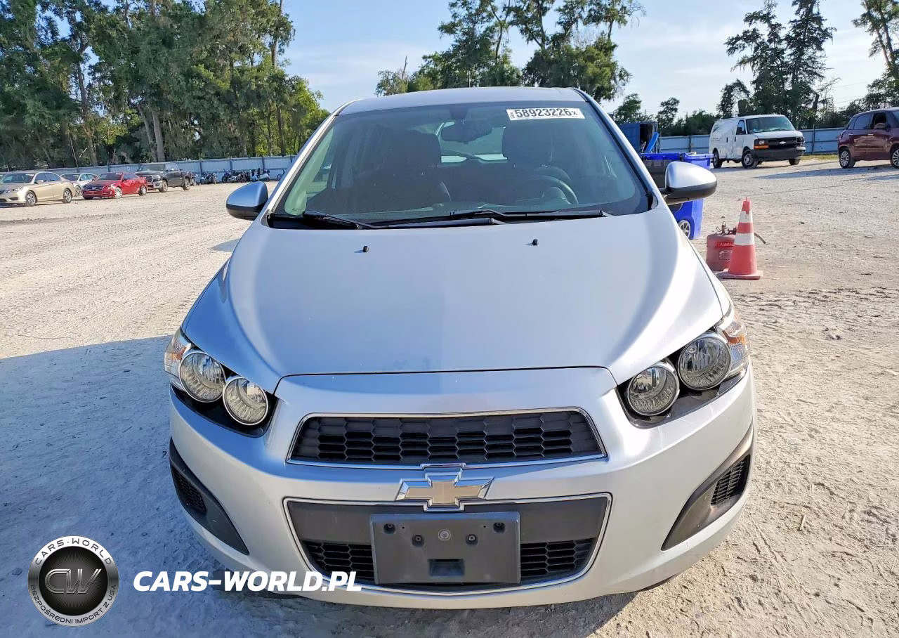 2016 Chevrolet Sonic Lt VIN:1G1JC6SH4G4111325 - 5