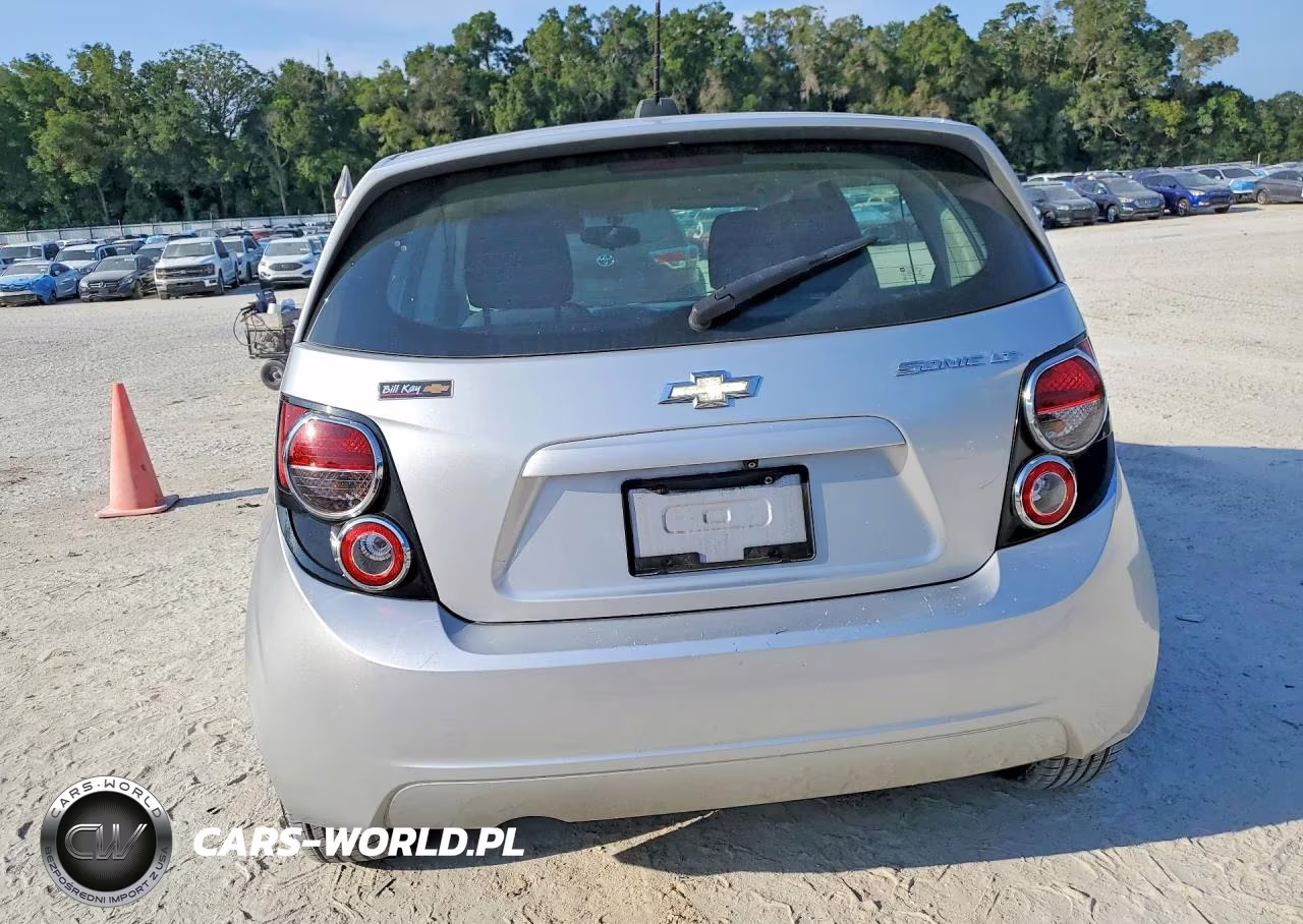 2016 Chevrolet Sonic Lt VIN:1G1JC6SH4G4111325 - 6