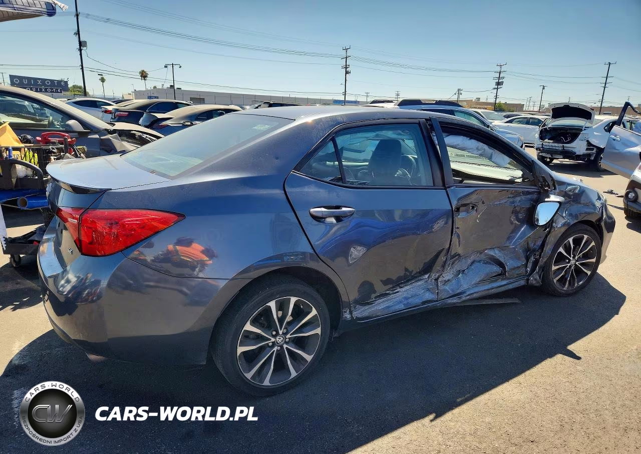 2018 Toyota Corolla Se VIN:2T1BURHE3JC022731 - 3