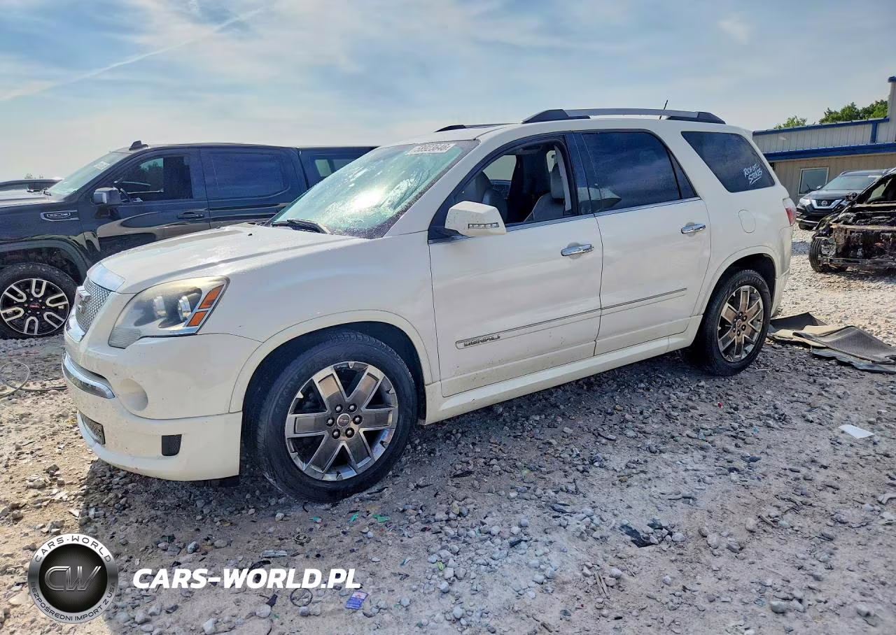2011 GMC Acadia Denali