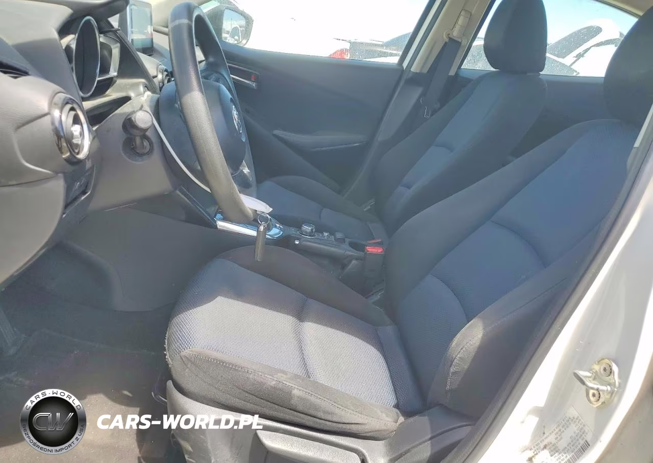 2017 Toyota Yaris Ia Base VIN:3MYDLBYV4HY169252 - 7