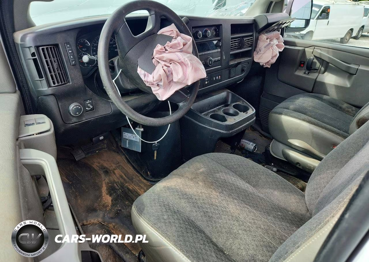 2020 Chevrolet Express VIN:1GCWGAFG6L1180860 - 8