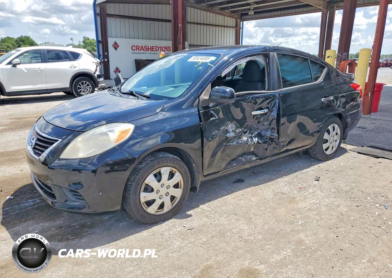 2014 Nissan Versa 1.6 Sv – zdjęcie 1 z 12