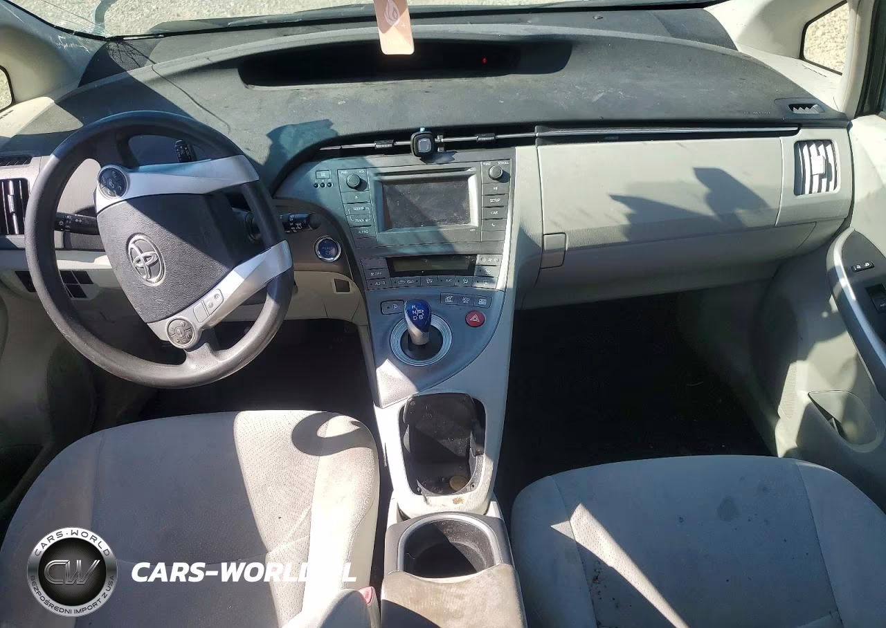 2012 Toyota Prius Two VIN:JTDKN3DU7C1517397 - 8