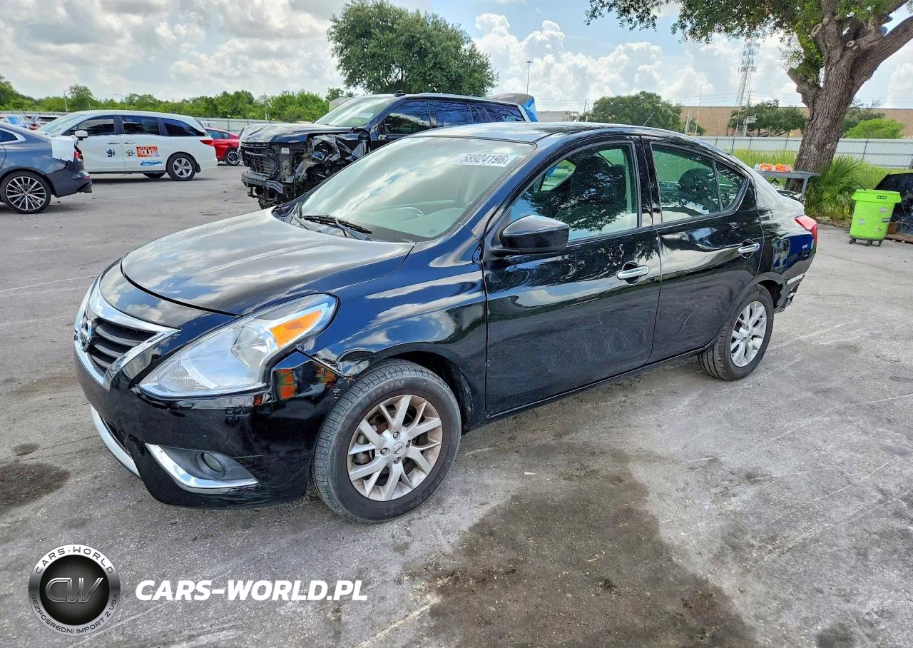2018 Nissan Versa