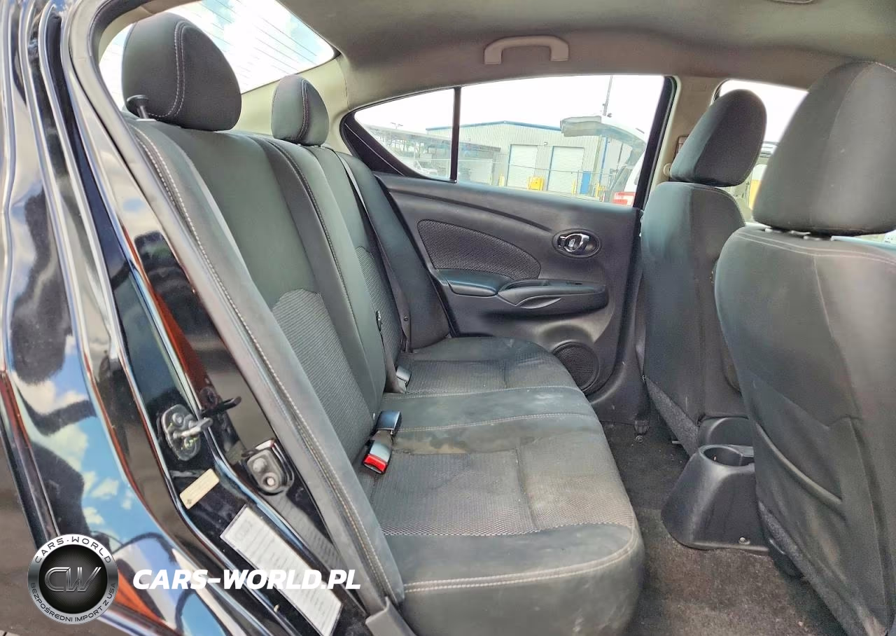 2018 Nissan Versa VIN:3N1CN7AP0JL880420 - 10