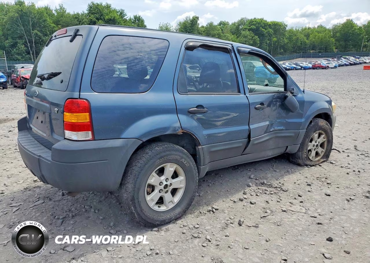 2005 Ford Escape Xlt VIN:1FMYU93105KE40517 - 3