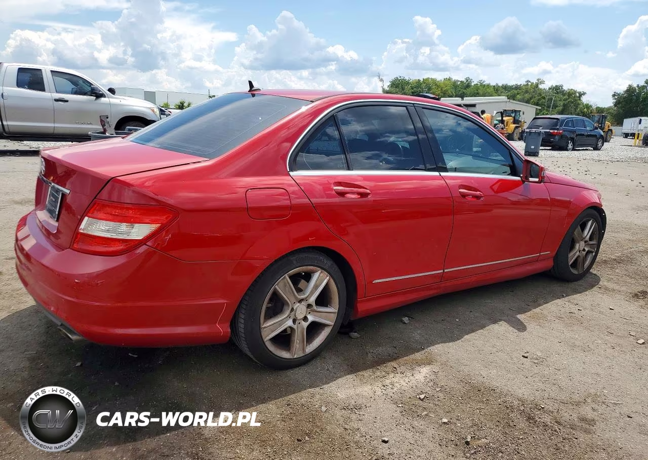 2010 Mercedes-Benz C 300 VIN:WDDGF5EBXAR125756 - 3