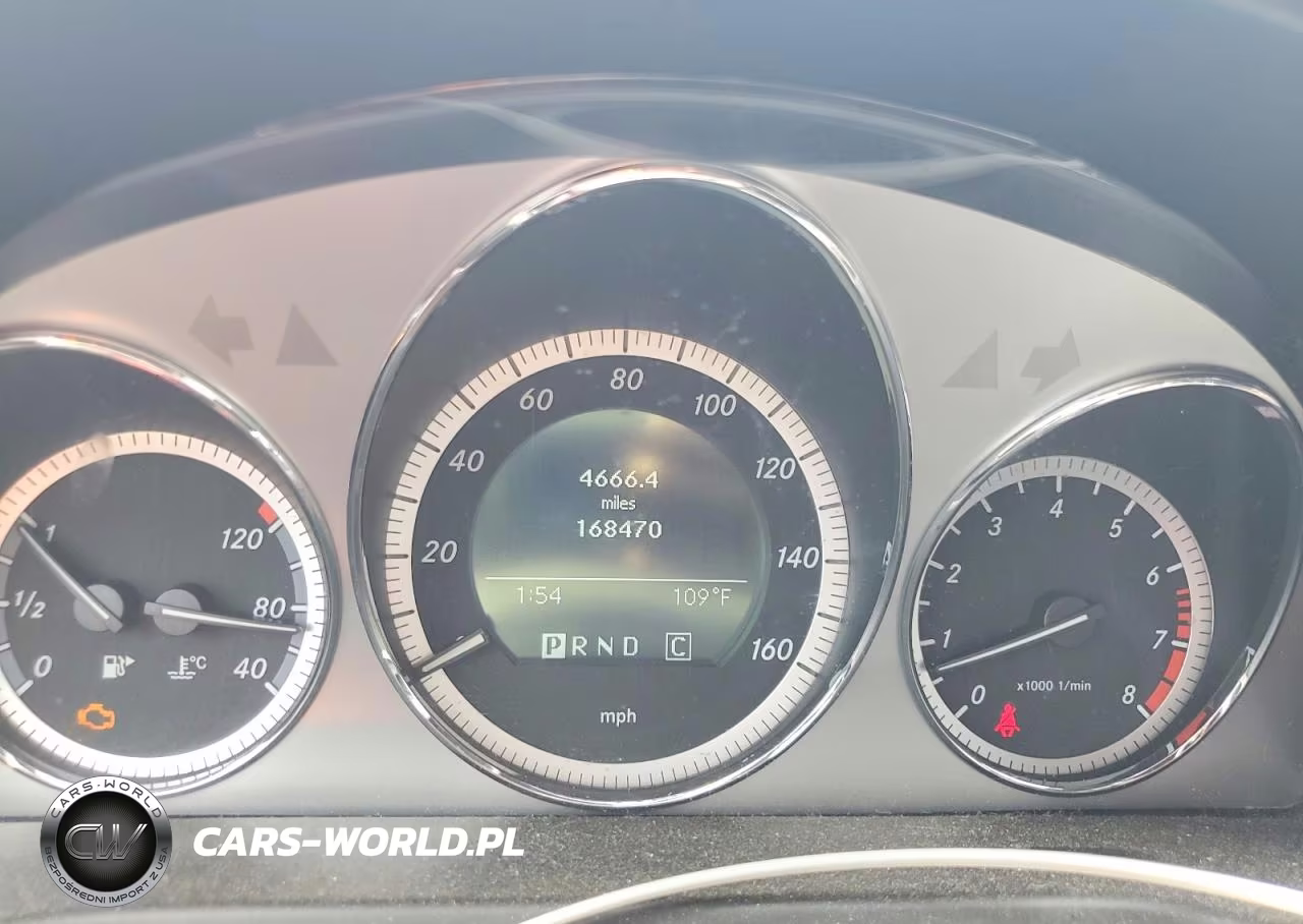 2010 Mercedes-Benz C 300 VIN:WDDGF5EBXAR125756 - 9