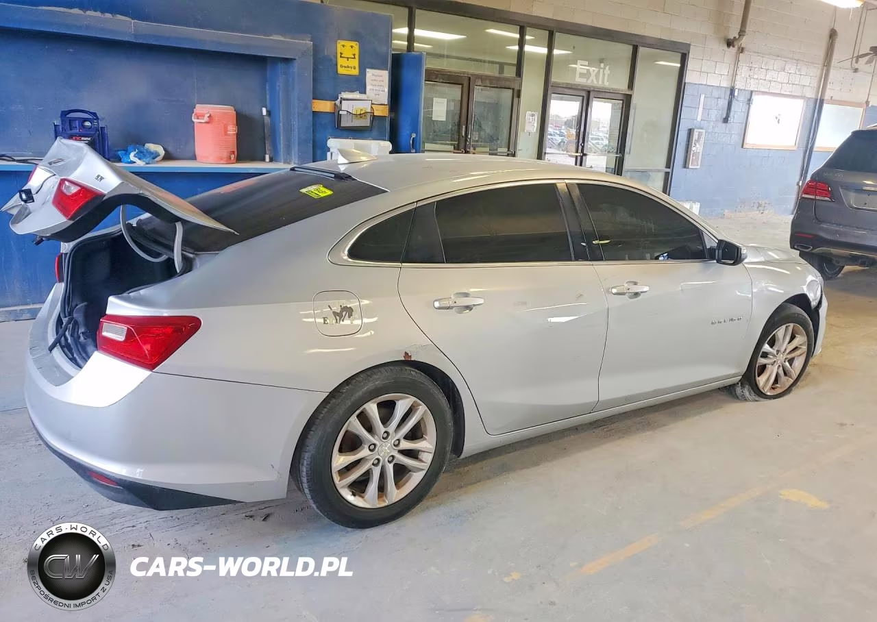 2018 Chevrolet Malibu Lt VIN:1G1ZD5ST5JF247344 - 3