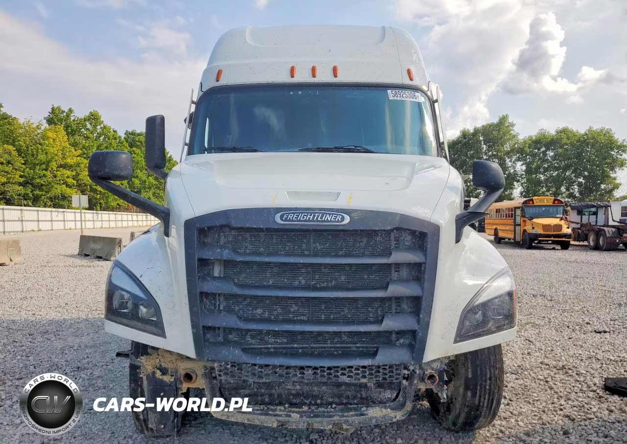 2026 Freightliner Cascadia 126 Semi Truck VIN:1FUJHHDR0TLWL2996 - 5