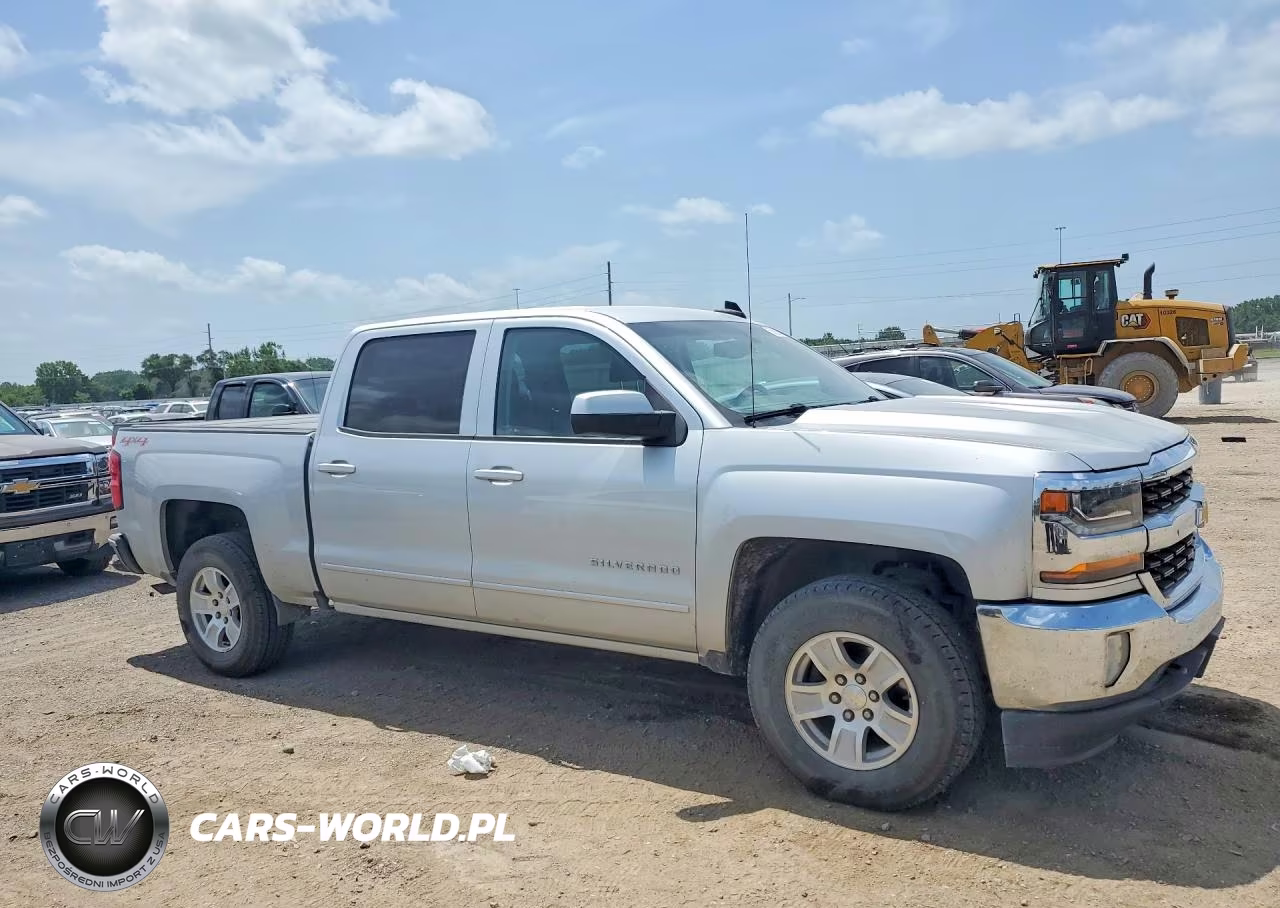 2017 Chevrolet Silverado K1500 Lt VIN:3GCUKREC7HG358027 - 4