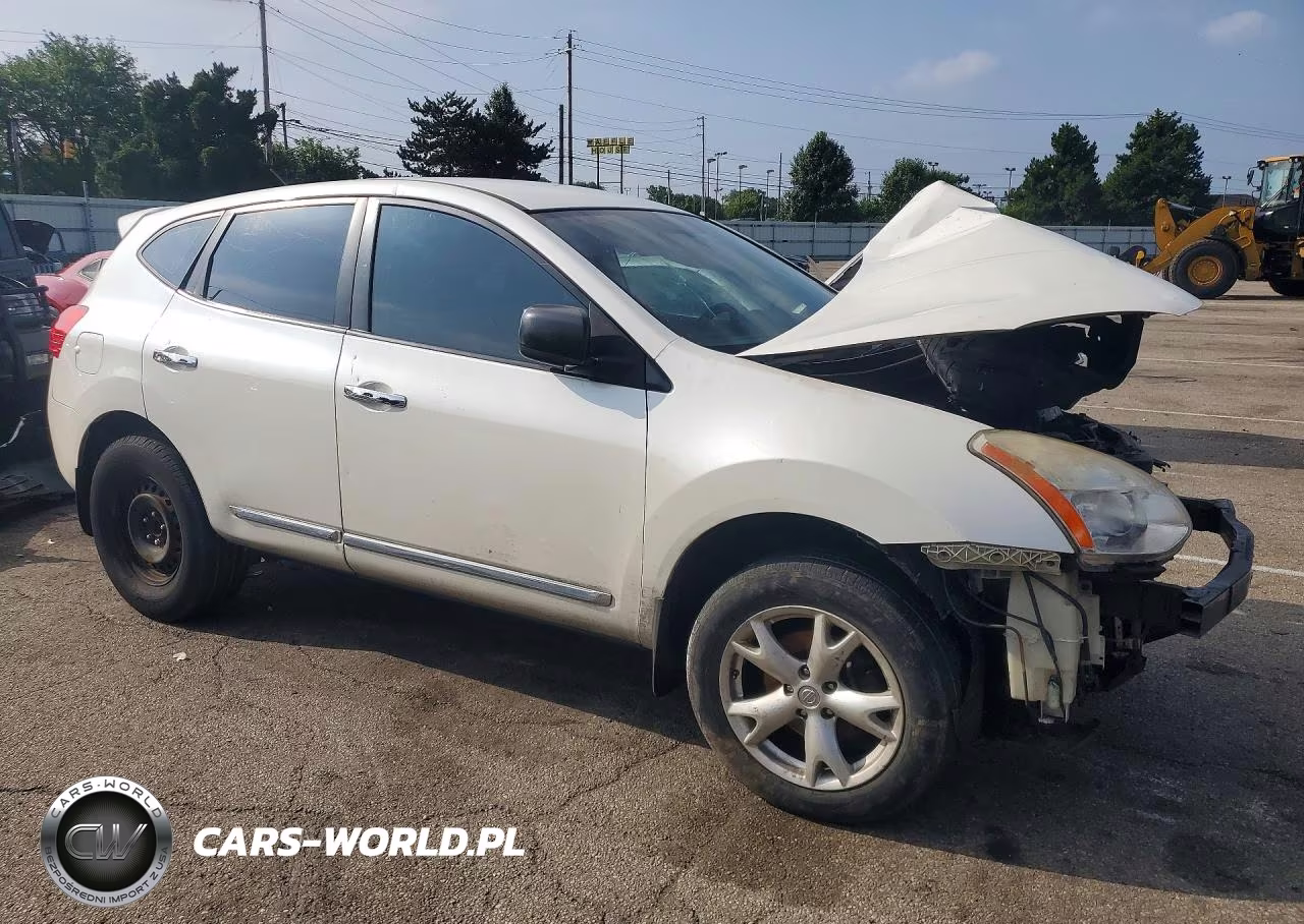 2011 Nissan Rogue S VIN:JN8AS5MT3BW180658 - 4