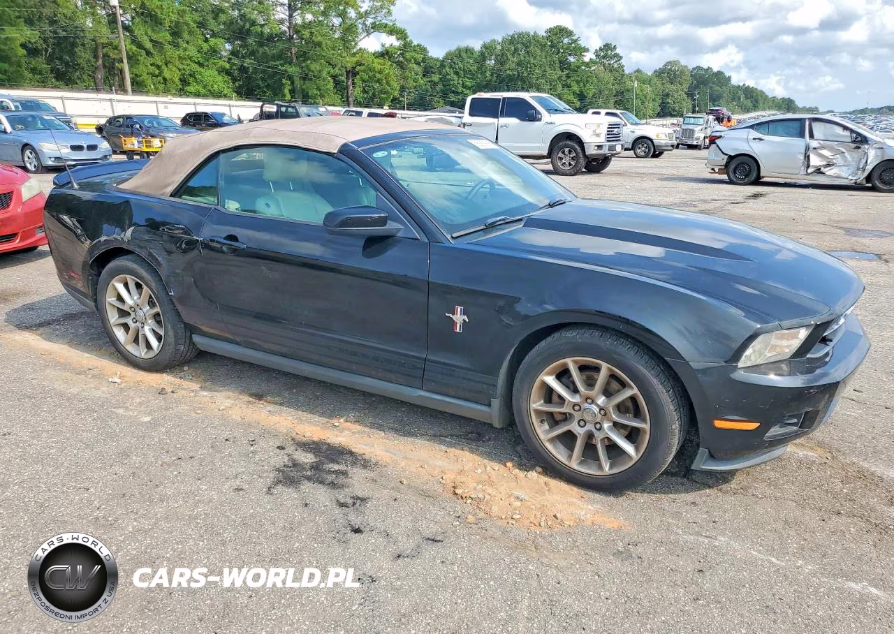2011 Ford Mustang VIN:1ZVBP8EM9B5123930 - 4