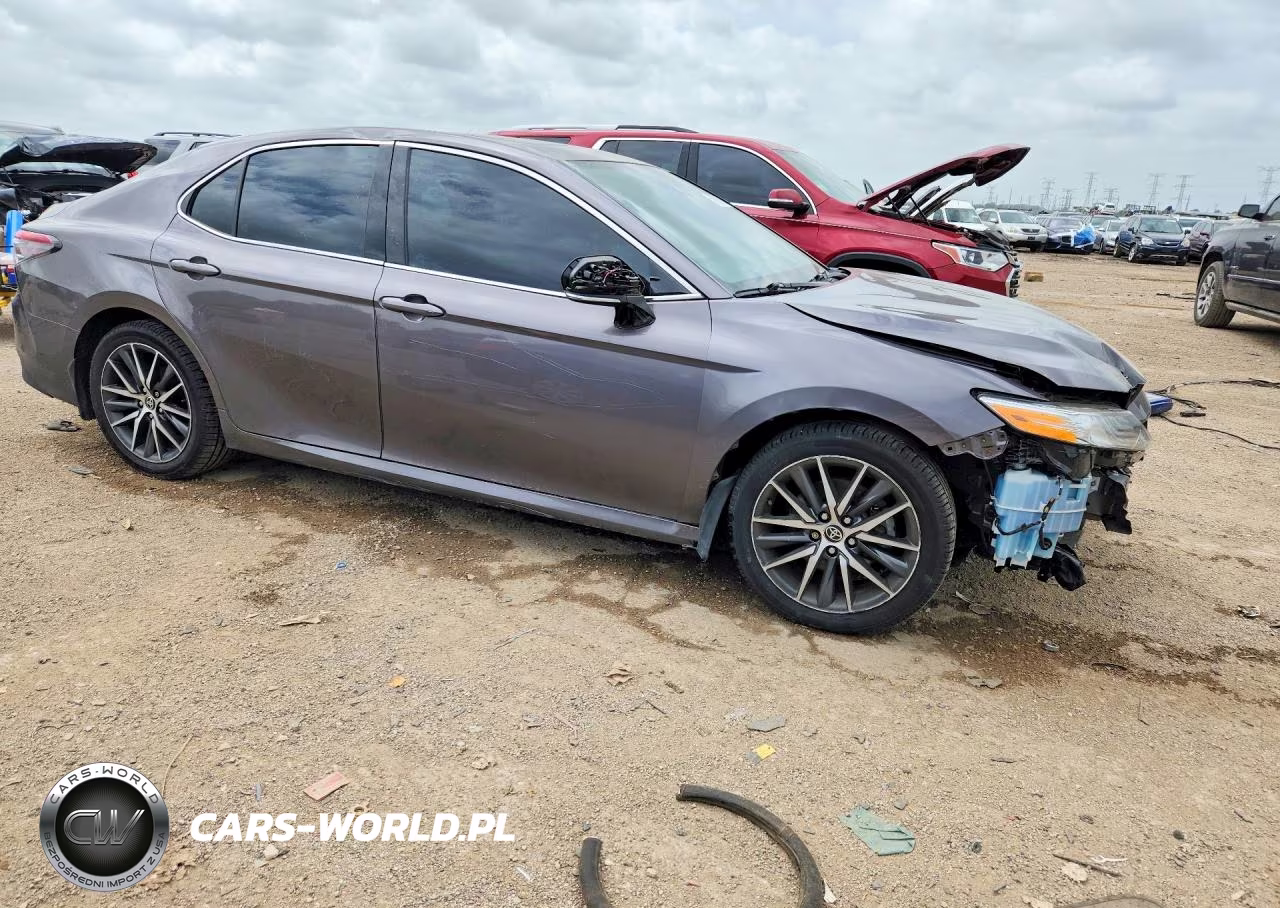 2022 Toyota Camry Xle VIN:4T1F31AK9NU571859 - 4