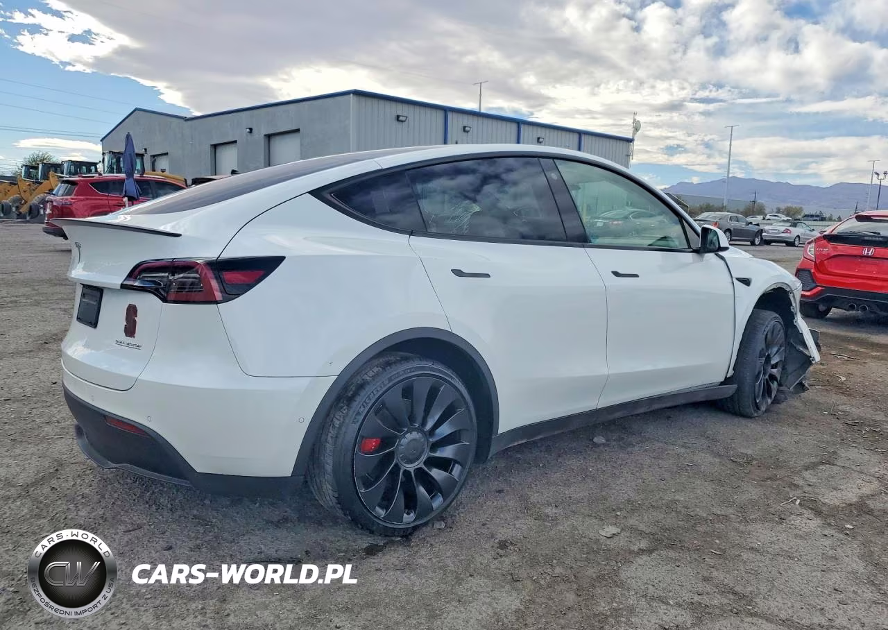 2022 Tesla Model Y VIN:7SAYGDEF8NF489990 - 3