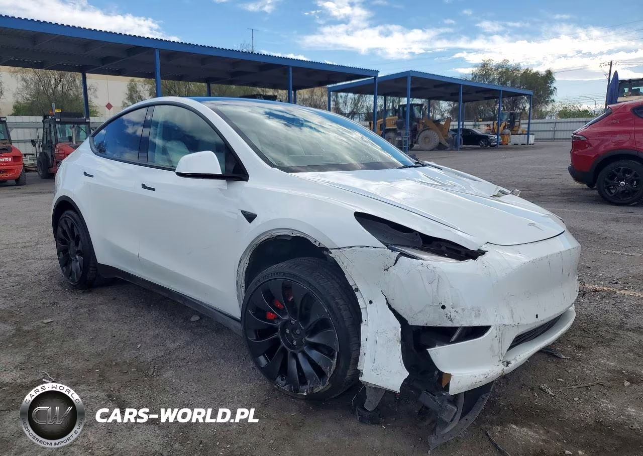 2022 Tesla Model Y VIN:7SAYGDEF8NF489990 - 4