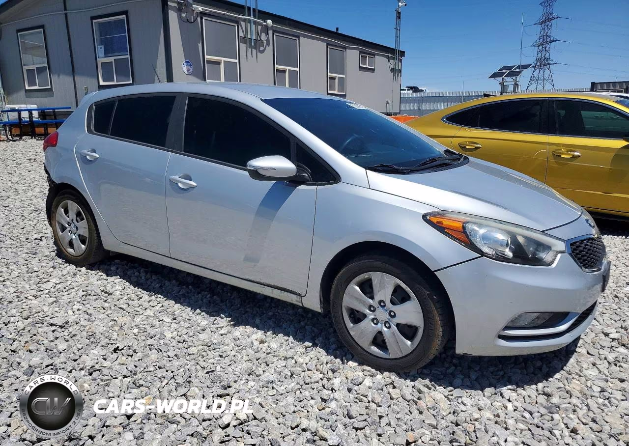 2016 Kia Forte Lx VIN:KNAFK5A83G5631227 - 4