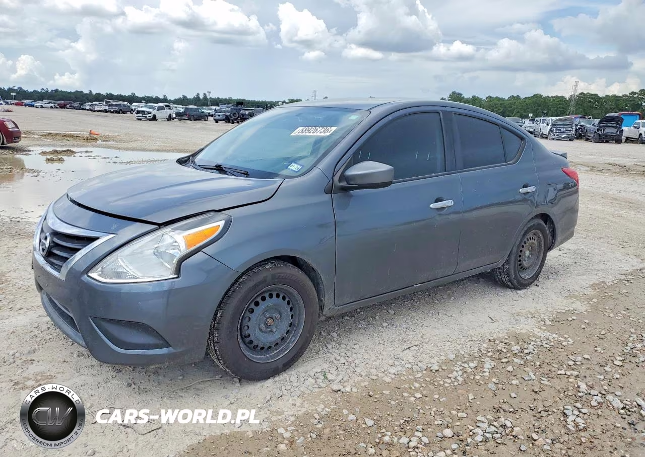 2019 Nissan Versa Sv