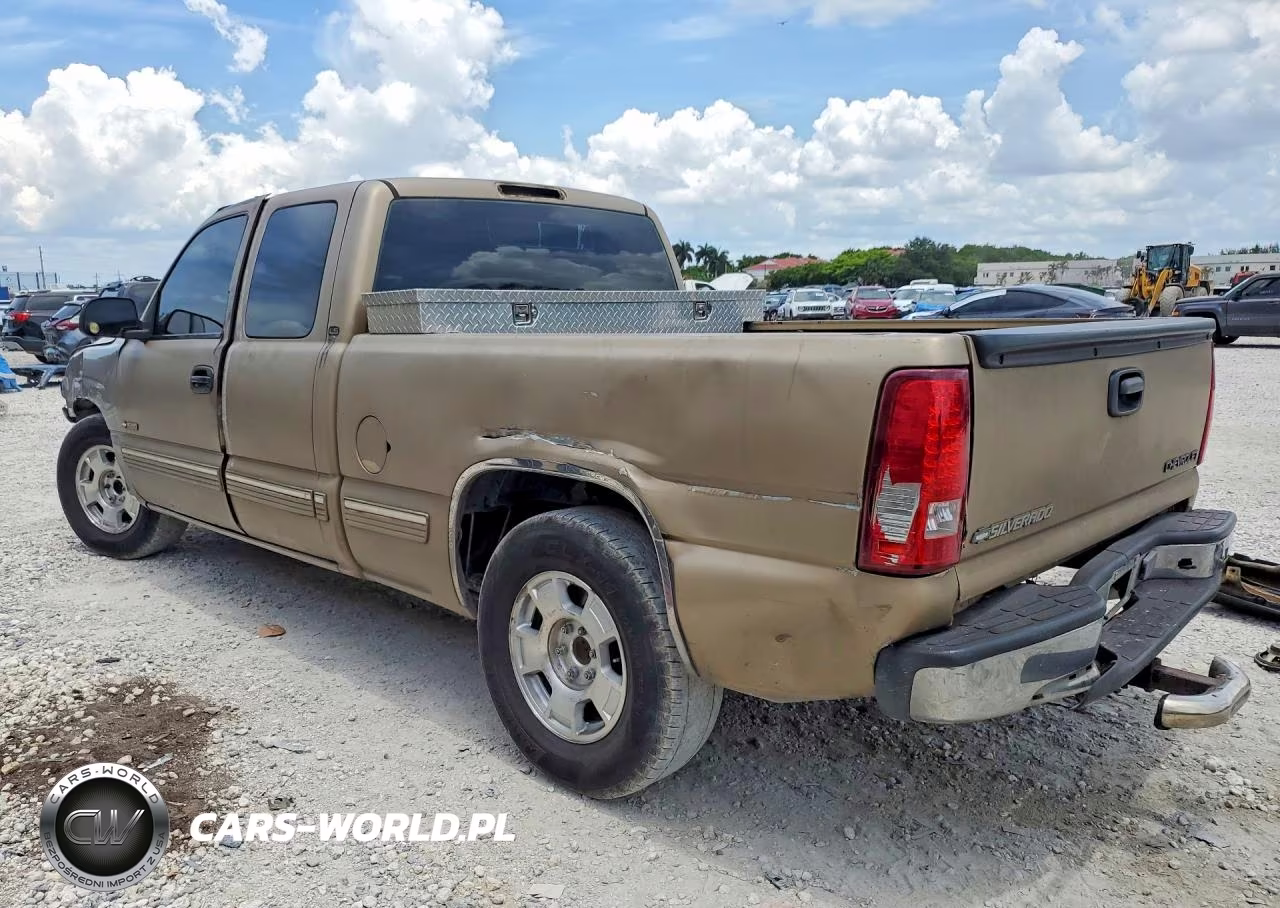2001 Chevrolet Silverado C1500 VIN:2GCEC19V211121555 - 2