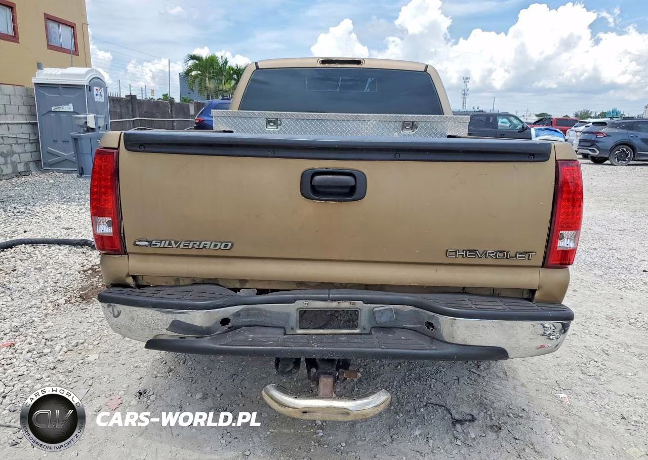 2001 Chevrolet Silverado C1500 VIN:2GCEC19V211121555 - 6