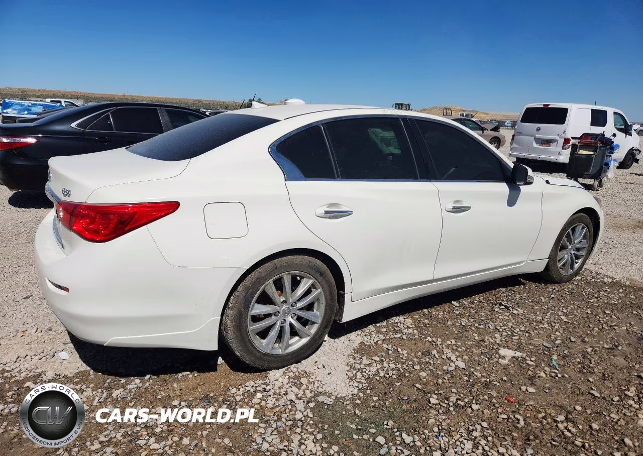 2017 Infiniti Q50 Premium VIN:JN1EV7AP6HM741725 - 3
