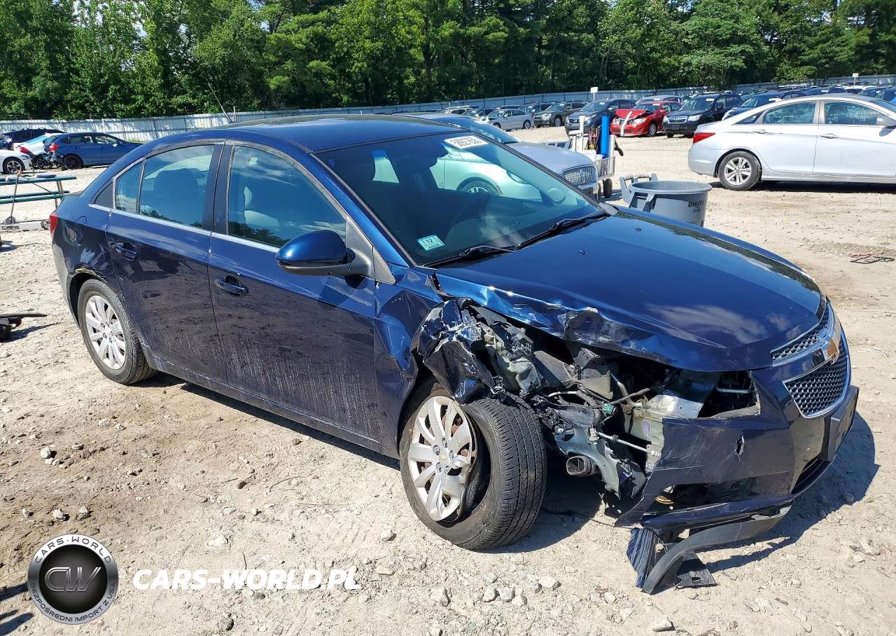 2011 Chevrolet Cruze Lt VIN:1G1PF5S97B7152981 - 4