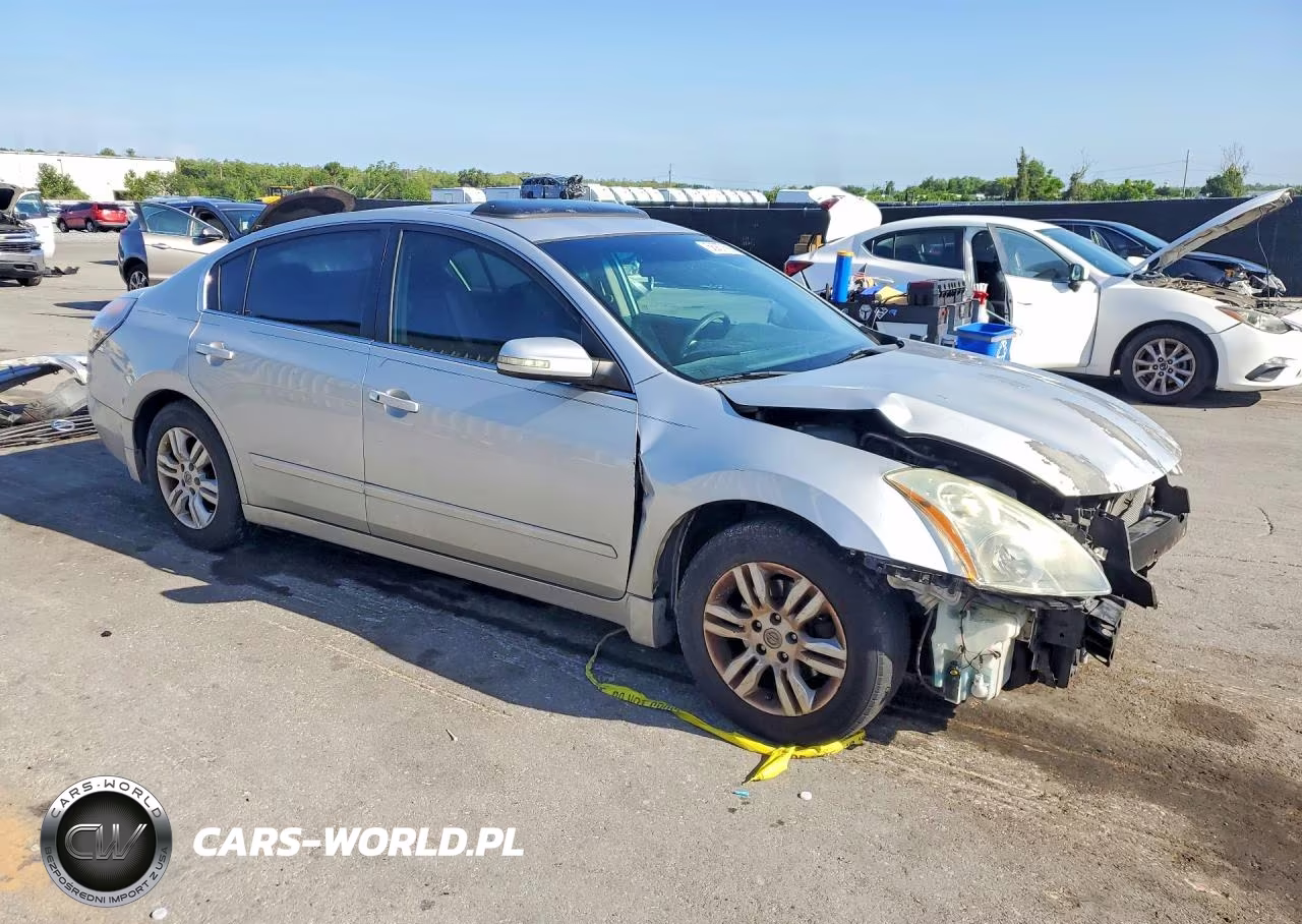 2011 Nissan Altima Base-S VIN:1N4AL2AP7BN488345 - 4