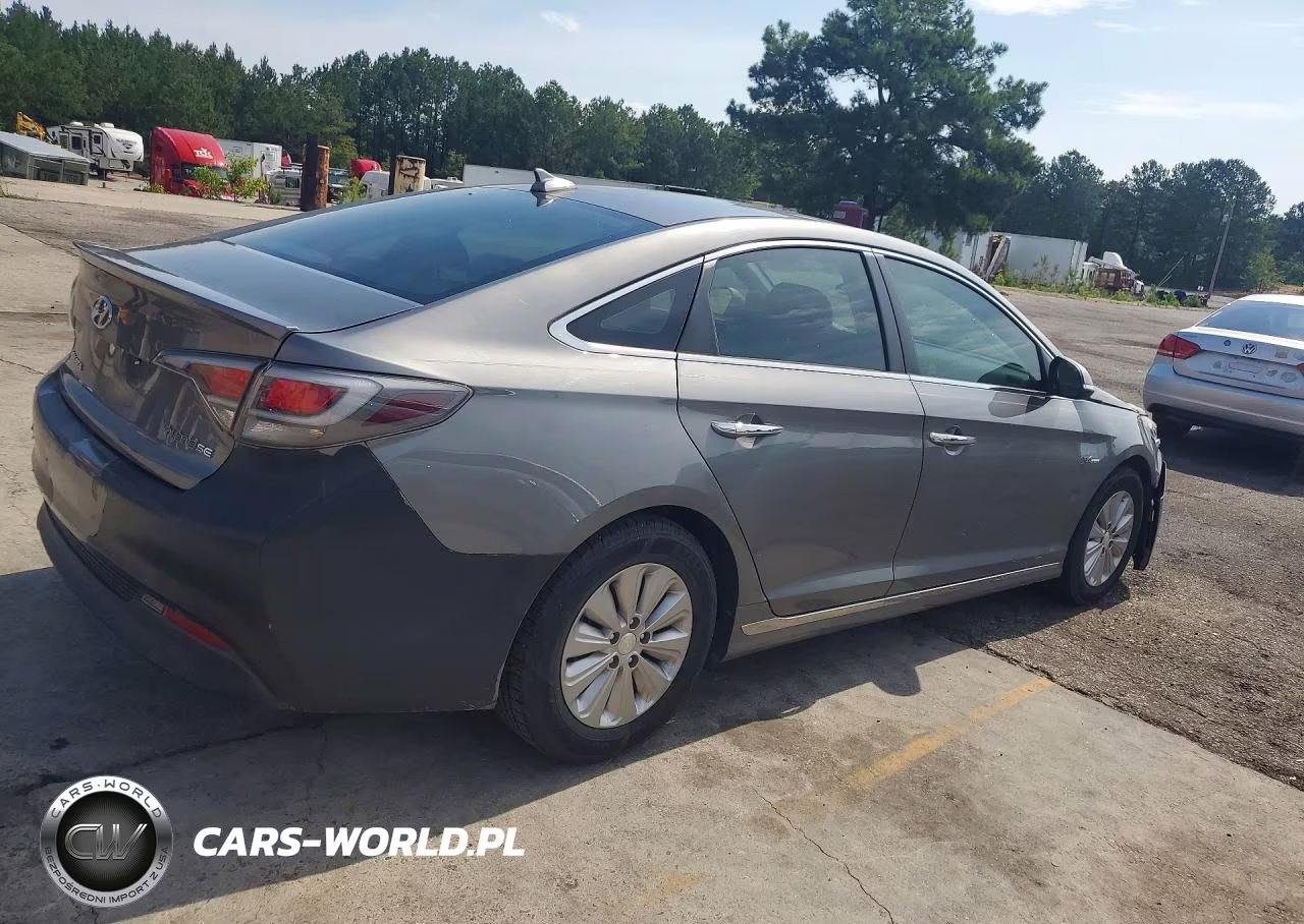 2017 Hyundai Sonata Hybrid Se VIN:KMHE24L39HA072555 - 3