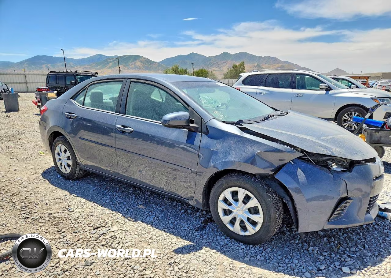 2015 Toyota Corolla Le Eco VIN:5YFBPRHE8FP324532 - 4