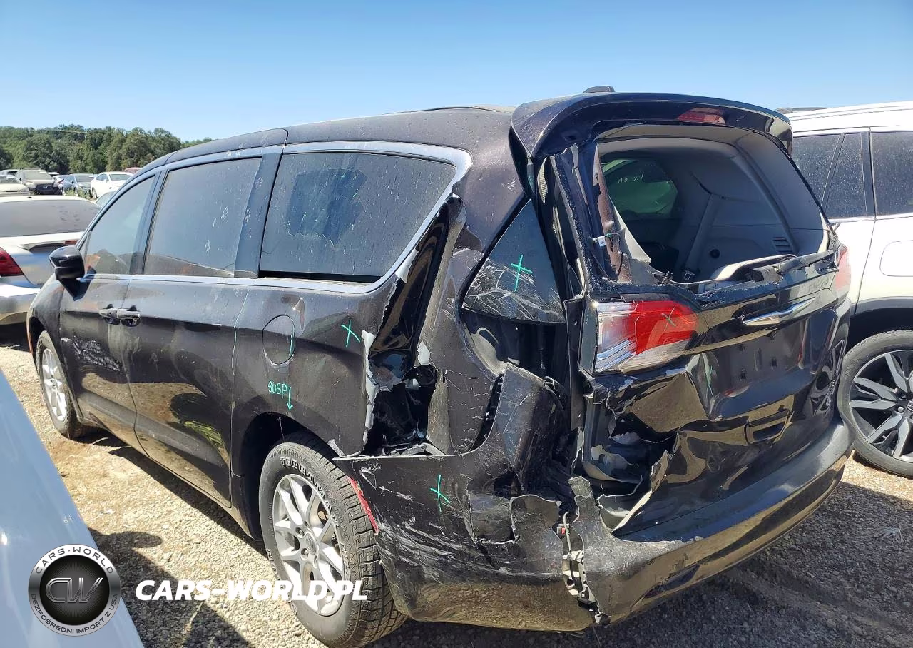 2017 Chrysler Pacifica Touring VIN:2C4RC1DG6HR577208 - 2