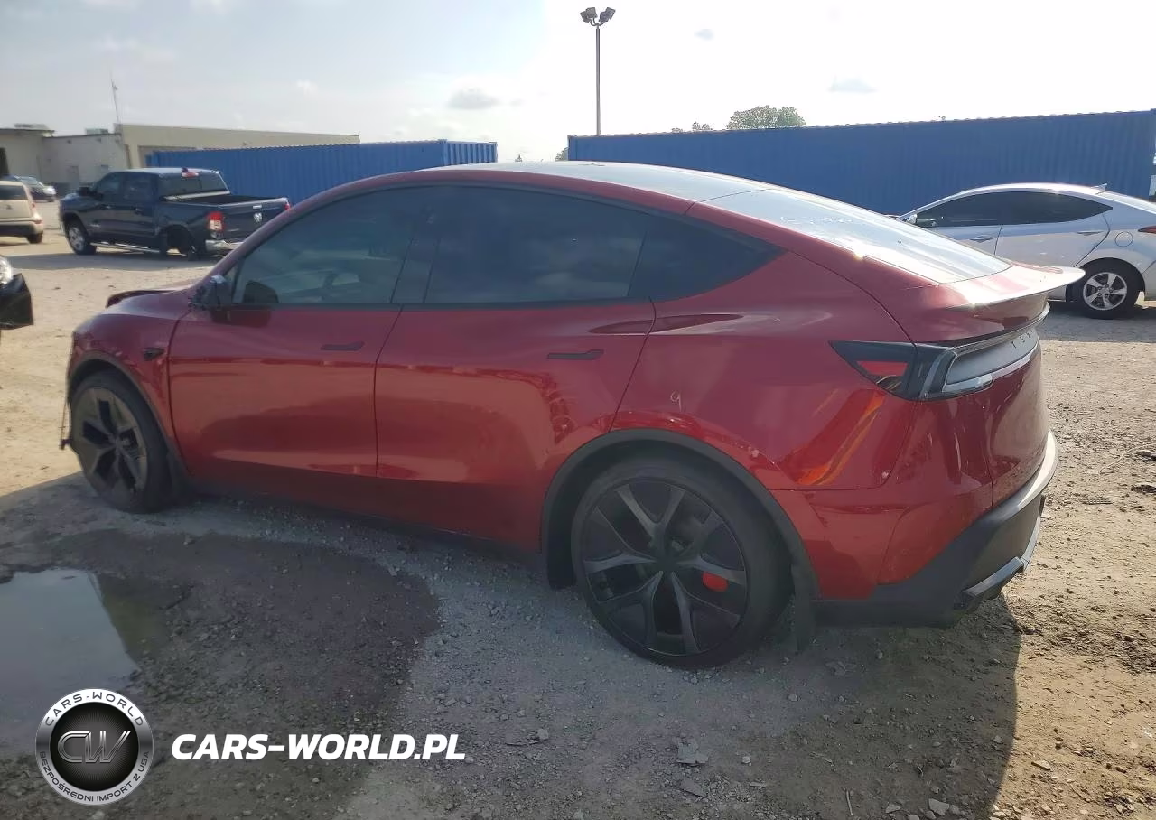 2026 Tesla Model Y VIN:7SAYGDET7TA679392 - 2