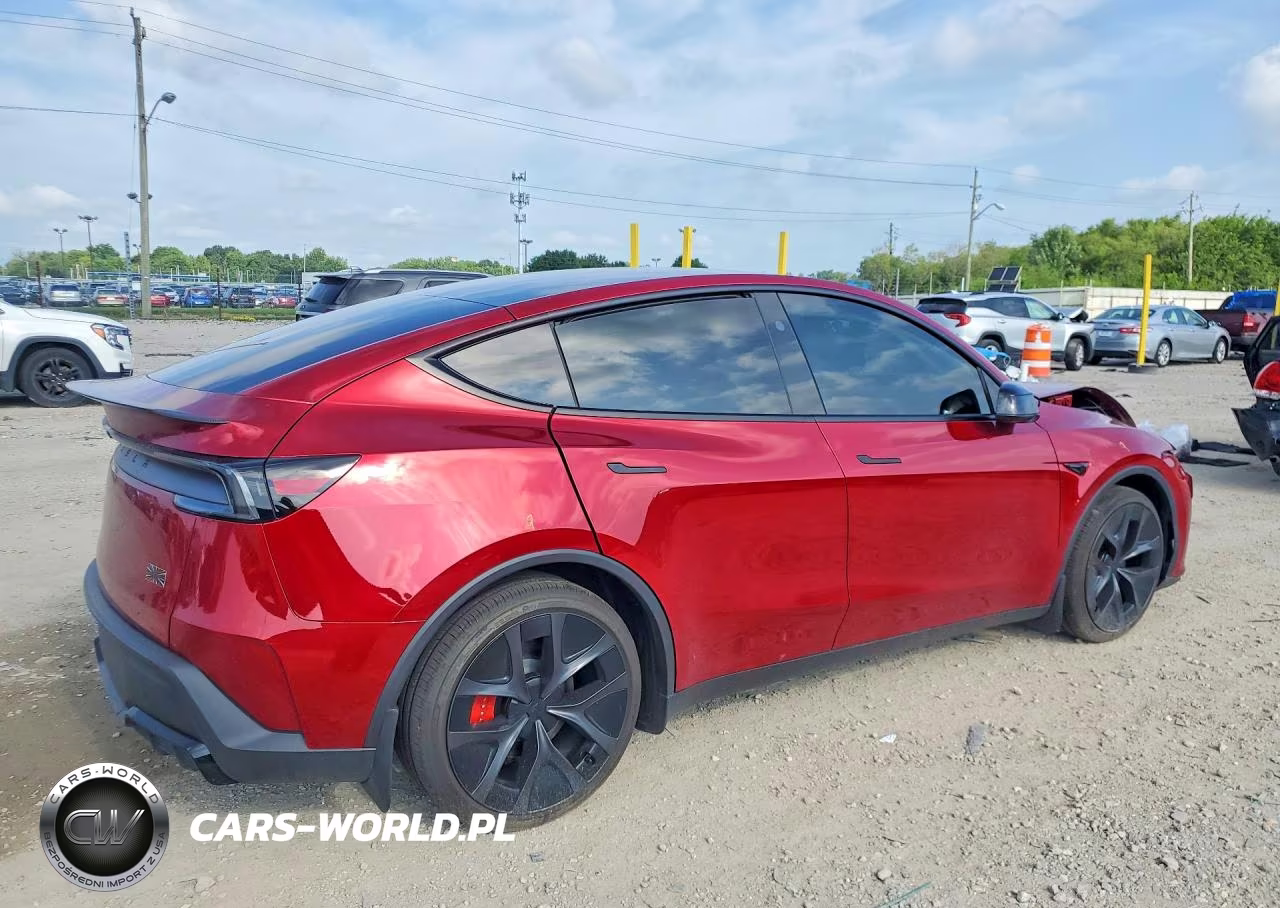 2026 Tesla Model Y VIN:7SAYGDET7TA679392 - 3