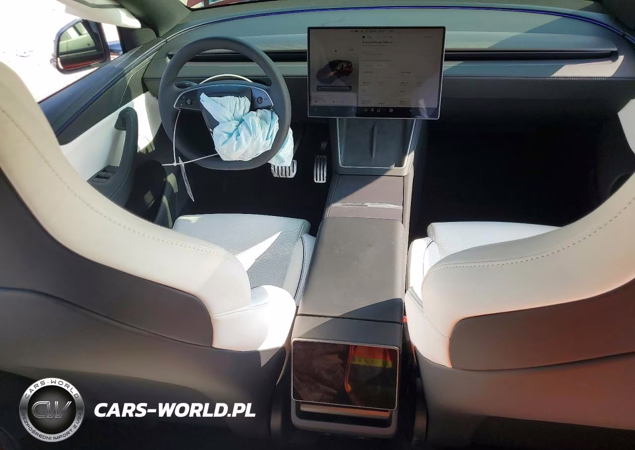 2026 Tesla Model Y VIN:7SAYGDET7TA679392 - 8