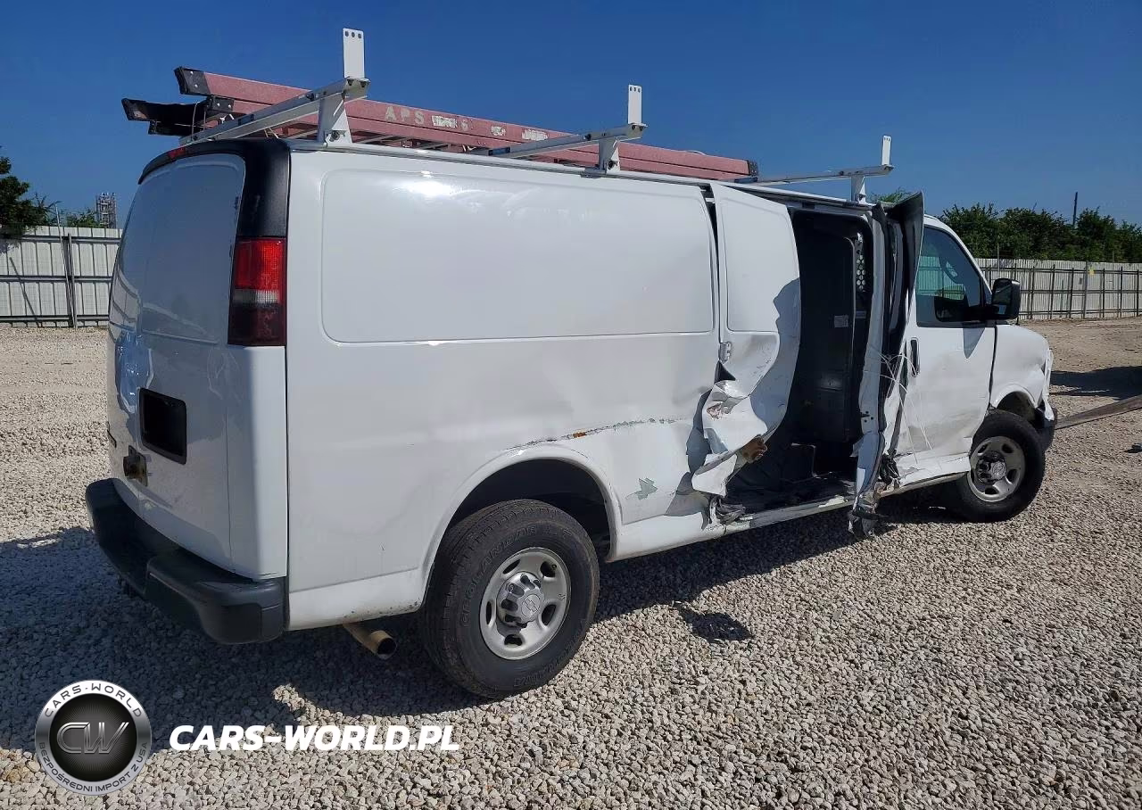 2017 Chevrolet Express G2500 VIN:1GCWGBFF0H1322849 - 3