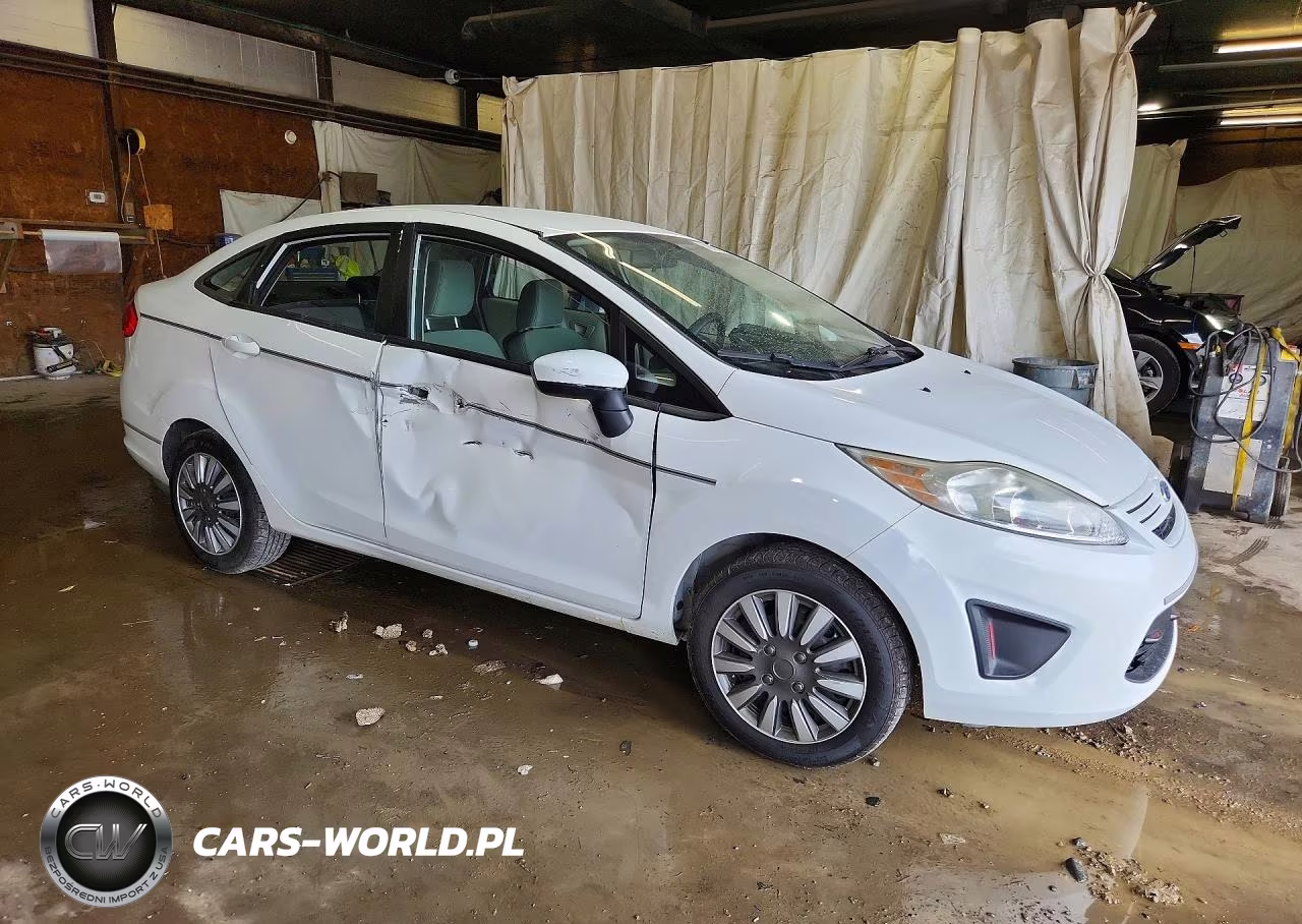 2012 Ford Fiesta S VIN:3FADP4AJXCM176217 - 4