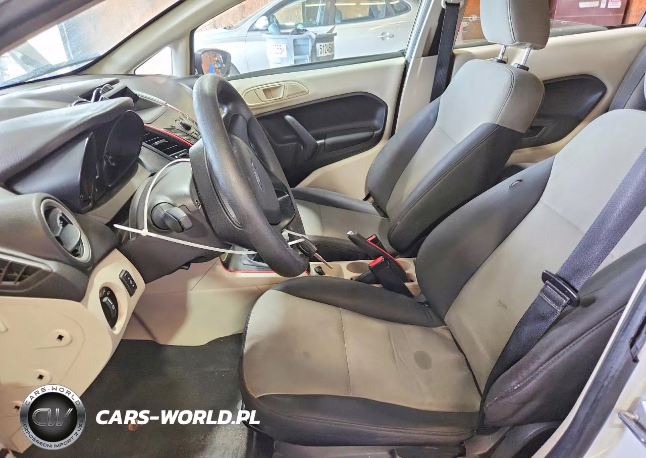 2012 Ford Fiesta S VIN:3FADP4AJXCM176217 - 7