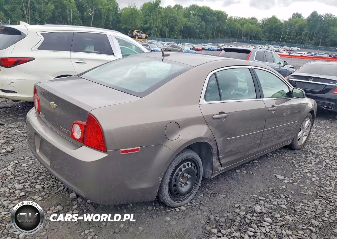 2011 Chevrolet Malibu Ls VIN:1G1ZB5E12BF110623 - 3
