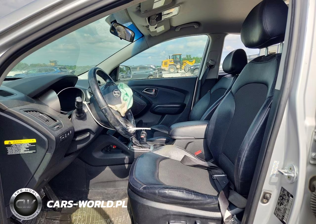 2015 Hyundai Tucson Se VIN:KM8JUCAG0FU000521 - 7