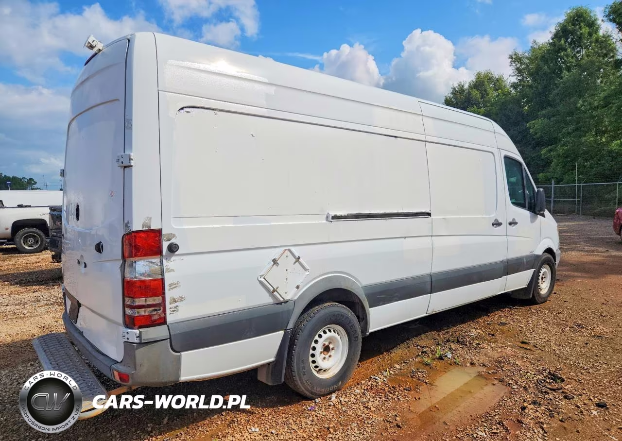 2012 Mercedes-Benz Sprinter 2500 Delivery Van VIN:WD3PE8CB7C5610717 - 3