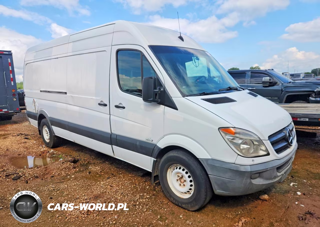 2012 Mercedes-Benz Sprinter 2500 Delivery Van VIN:WD3PE8CB7C5610717 - 4