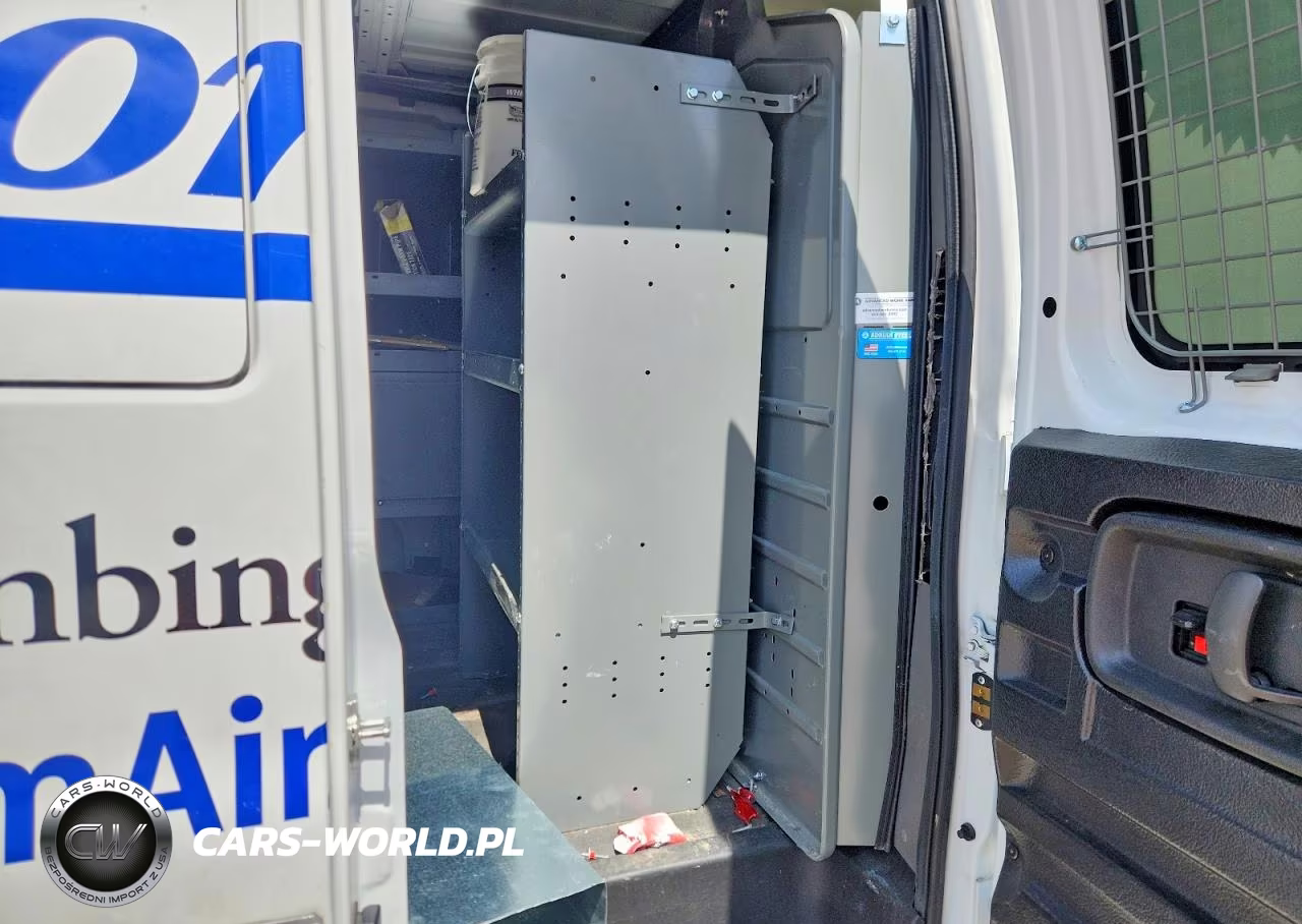 2021 Chevrolet Express G2500 VIN:1GCWGAFP0M1236325 - 11