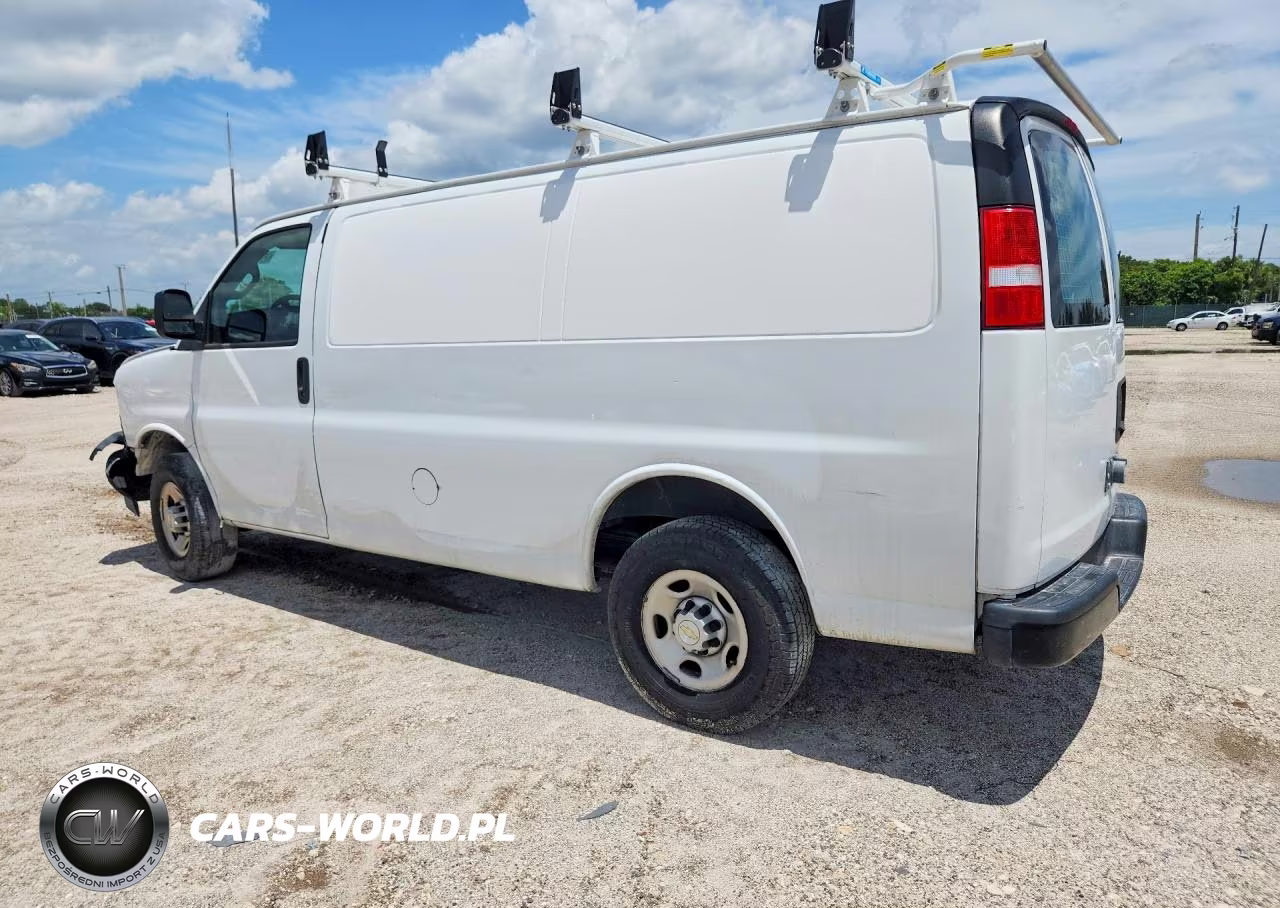 2021 Chevrolet Express G2500 VIN:1GCWGAFP0M1236325 - 2