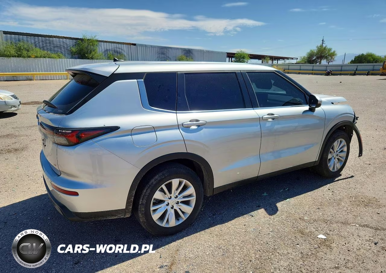 2025 Mitsubishi Outlander Es VIN:JA4J4UA87SZ012613 - 3