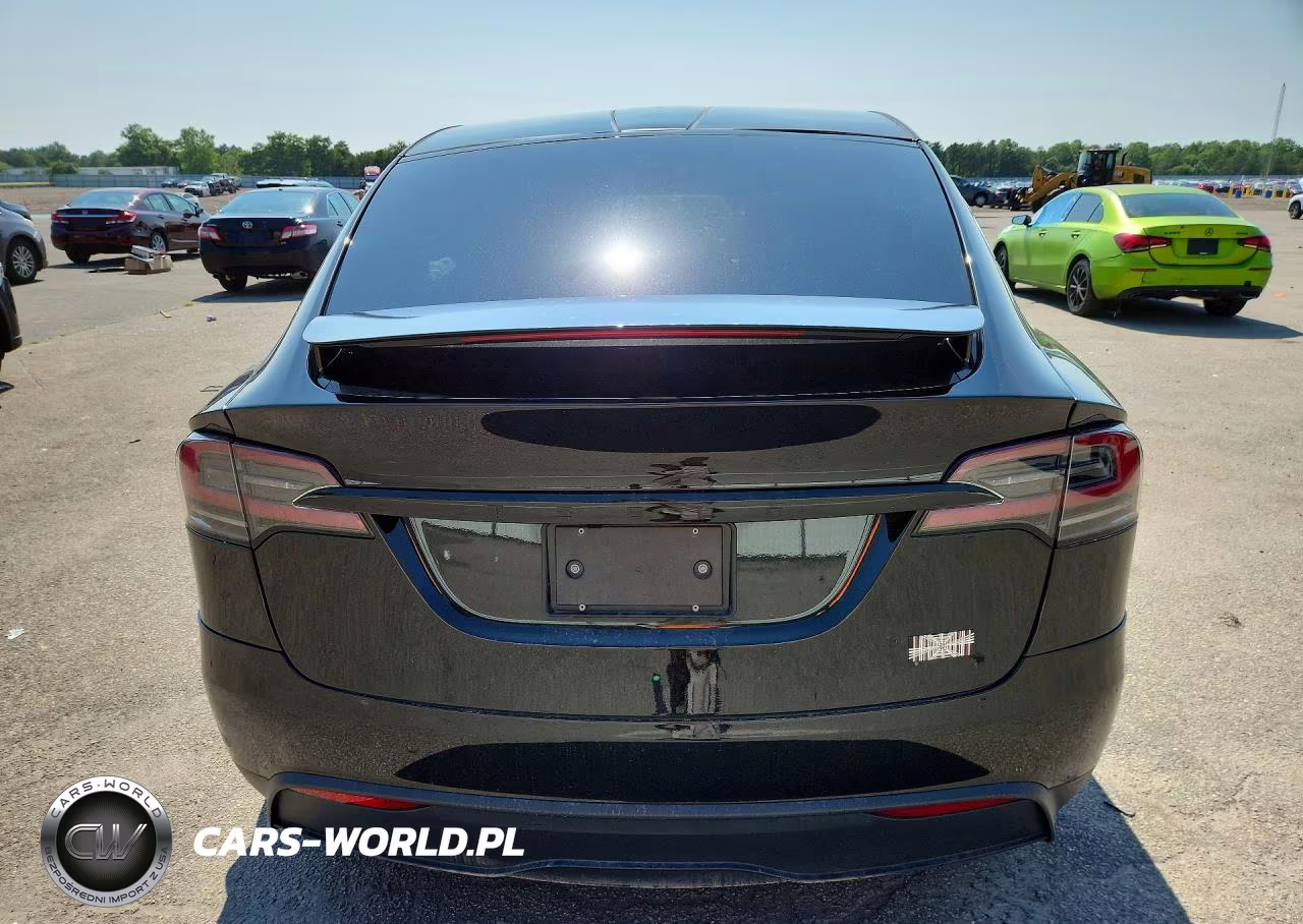 2026 Tesla Model X VIN:7SAXCBE68TF479811 - 6