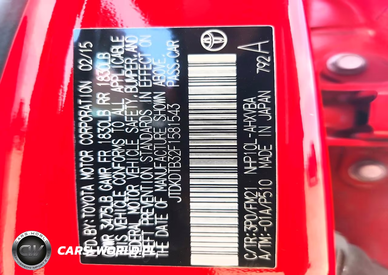 2015 Toyota Prius C Two VIN:JTDKDTB32F1581543 - 13